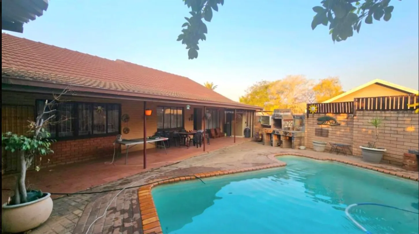 Rawson Property photo 8