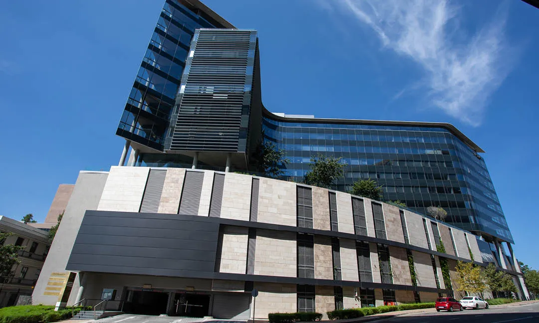 Redefine Properties photo 5