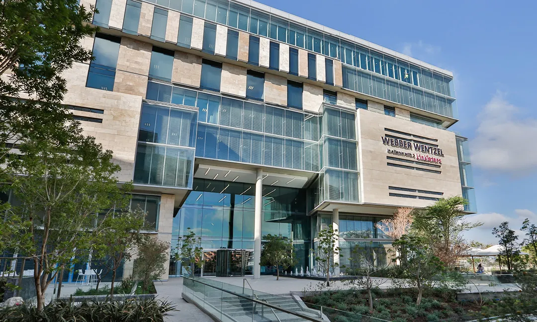 Redefine Properties photo 6