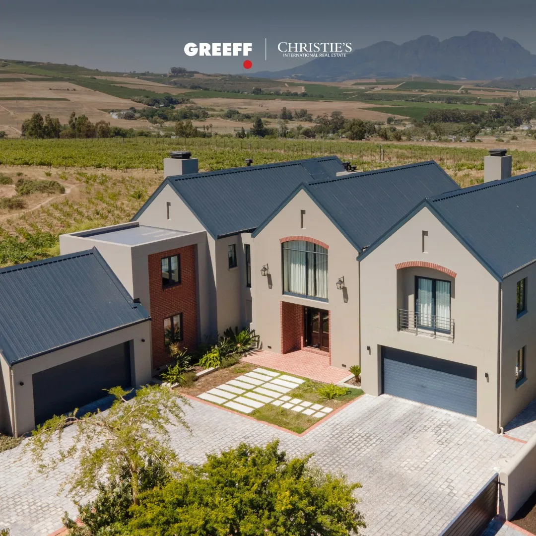 Greff Christie Real Estate photo 2