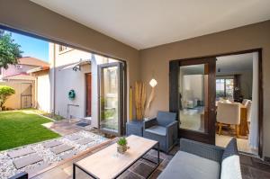 Meridian Realty photo 1