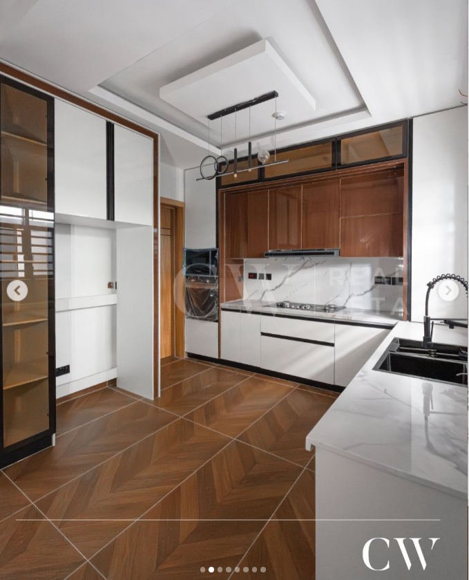 CW Real Estate photo 7