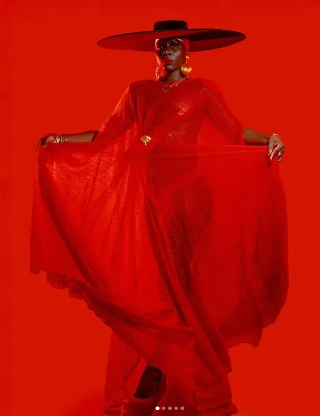 Adama Paris photo 4